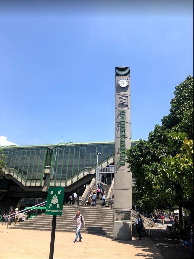 Casa Hotel Manco Mora Medellin Bagian luar foto